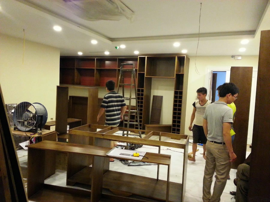 Thợ mộc sửa chữa tháo lắp đồ gỗ tại nhà Vinh Nghệ An